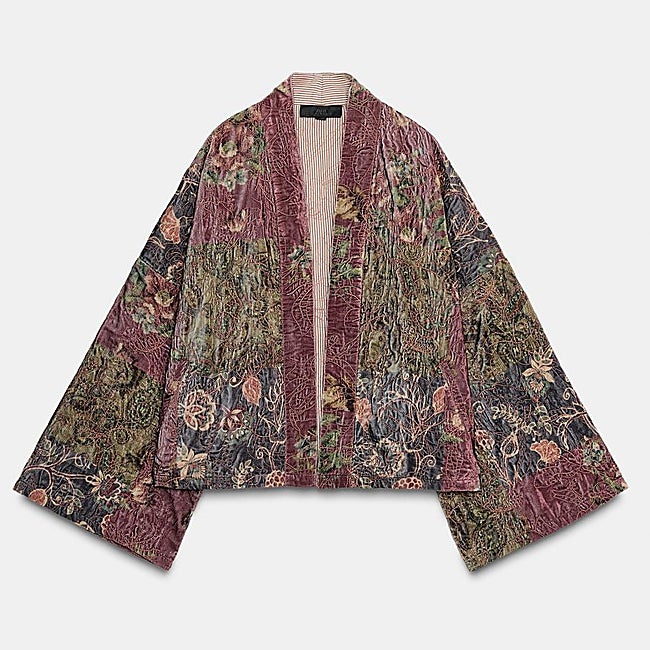Chaqueta estampada de Zara (79,99 euros)