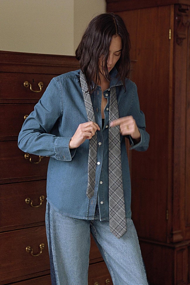 Camisa vaquera de Zara (39,99 euros)