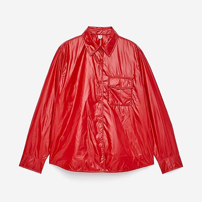 Sobrecamisa de nailon (129€)