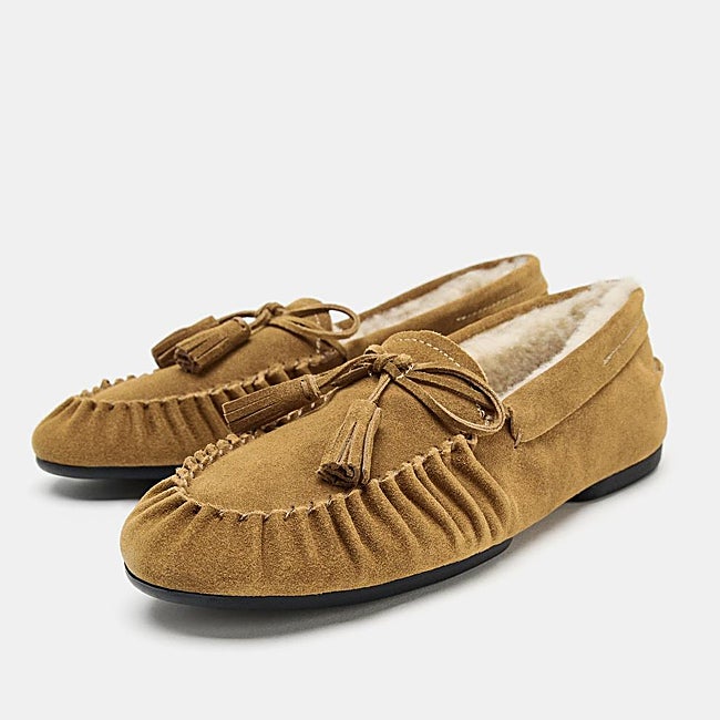 Zapatos planos Zara (59,95 euros)