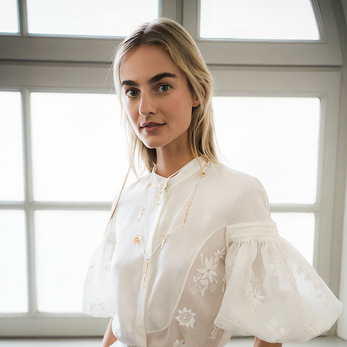 Mujer con la piel cuidada.