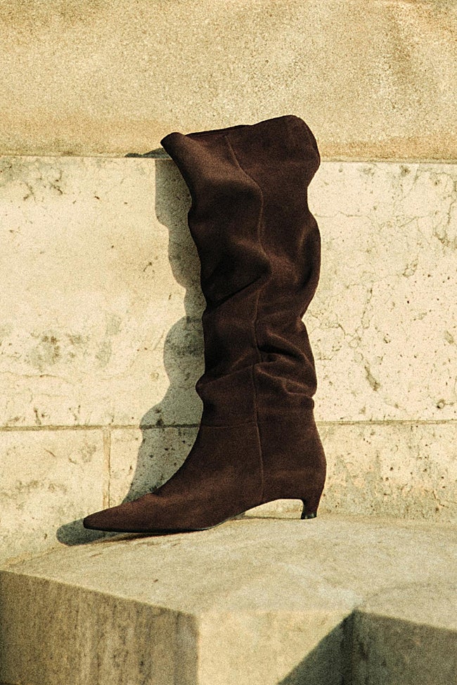 Botas altas de Stradivarius (79,99 euros)