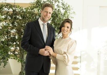 El príncipe heredero Leka II de Albania, junto a su segunda esposa, la fotógrafa Blerta Celibashi.