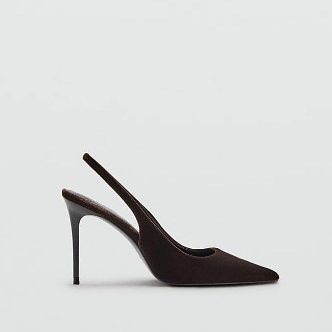 Zapato tacón terciopelo (35,99€)