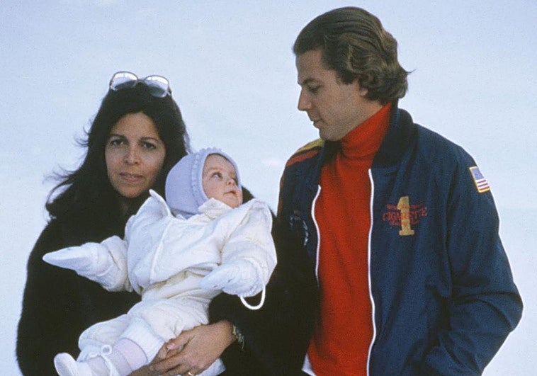 Thierry Rousel, con Christina Onassis y su hija, Athina.