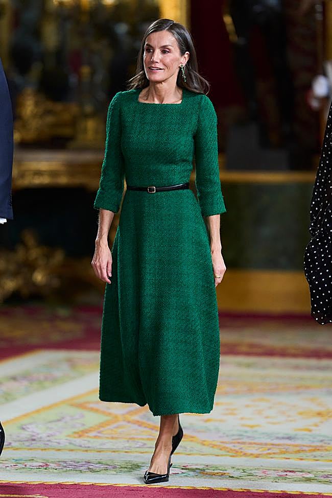 La reina Letizia con el vestido verde de tweed en el Día de la Hispanidad.