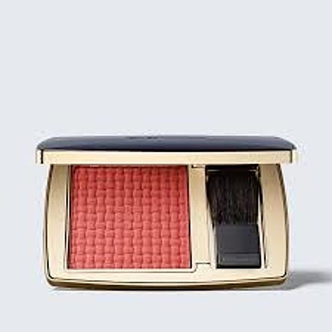 Estée Lauder The Sculpting Blush.