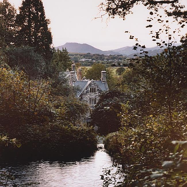 La impresionante casona en Glyn Ceiriog, Gales.