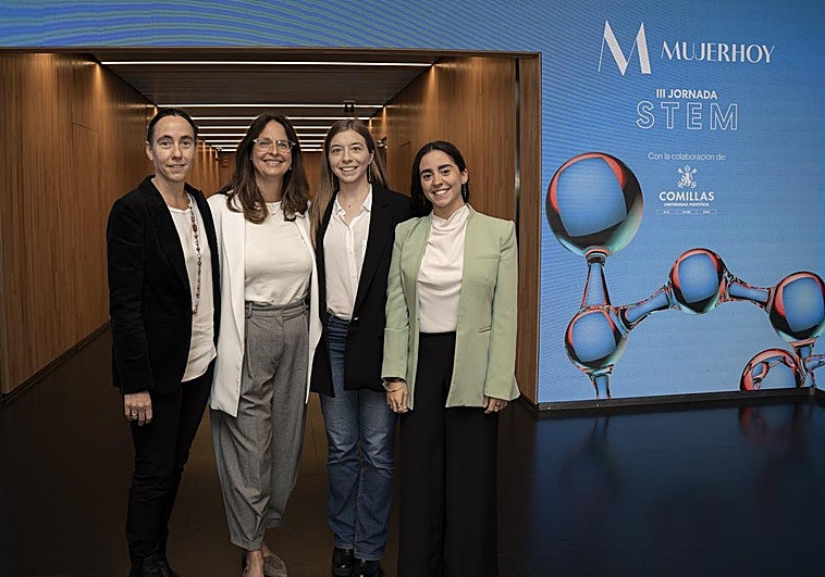 Patricia Pina; Yolanda González Arechavala; Irene Presa Cárdenas; y Elena Ardura Carnicero.