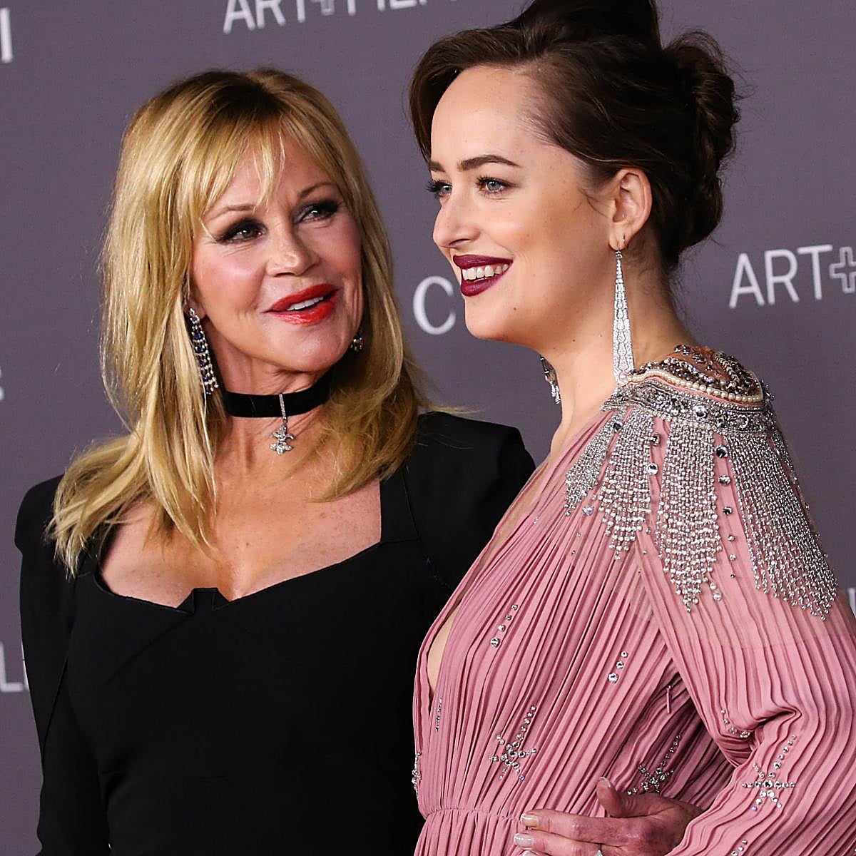 Melanie Griffith junto a su hija, Dakota Johnson.