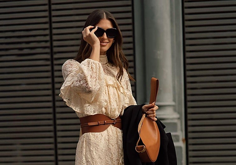 Estilismo de street fashion, en la Semana de la Moda de París.