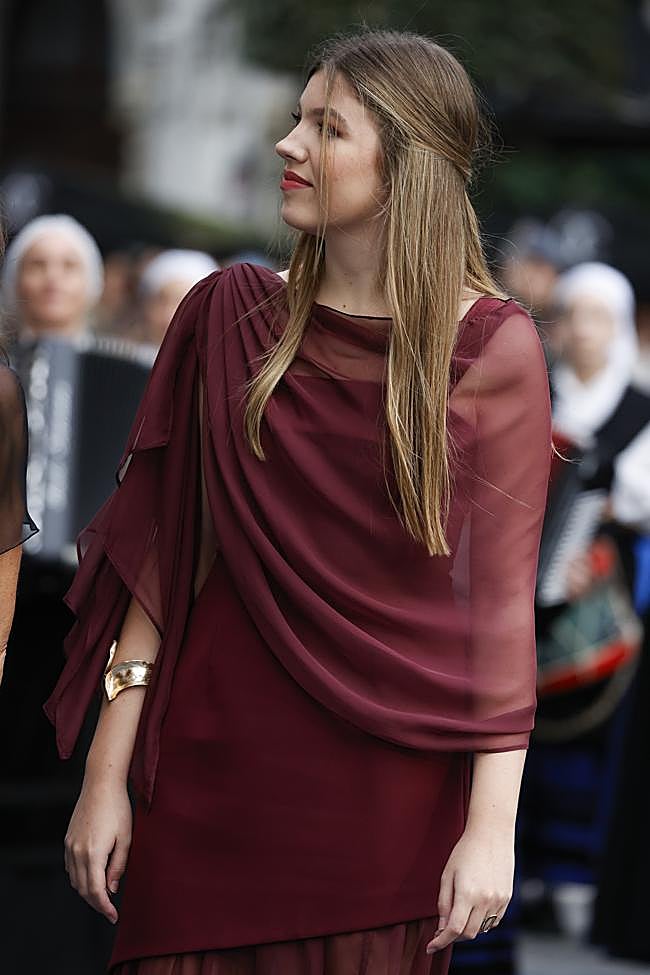 La infanta Sofía con el vestido viral de Miphai.