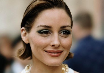 Cómo preparar la zona del contorno de ojos para reducir pliegues.