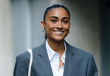 Esta es la firma japonesa que tiene las camisas más favorecedoras y sin arrugas