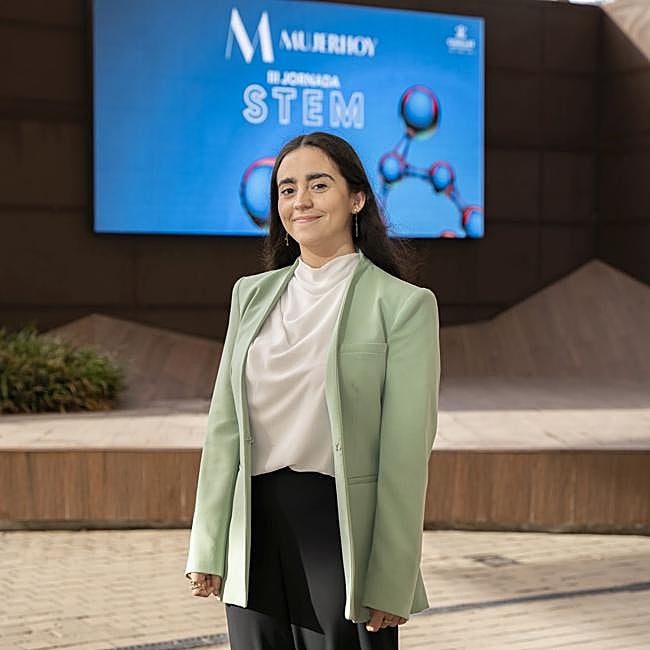 Elena Ardura, durante la III Jornada STEM Mujerhoy.