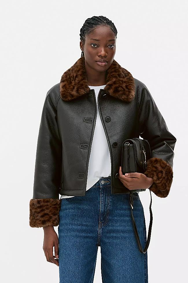 Chaqueta efecto piel de Primark (44,90 euros)