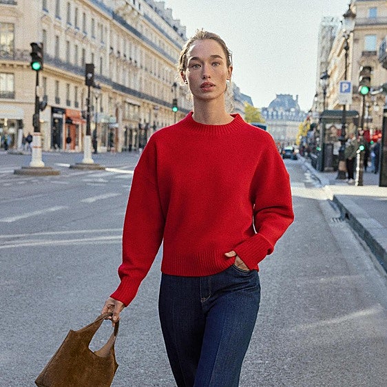 Las compras de Zara de la semana: vestidos marrones, jerséis de punto y botas de invierno