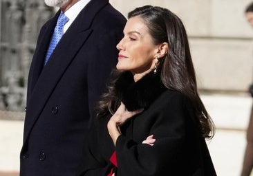 La reina Letizia en el recibimiento oficial con honores