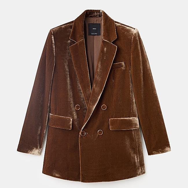 Americana de terciopelo de Mango (129 euros)