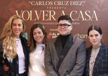La empresaria, filántropa y socialité Johanna Müller-Klingspor, la emprendedora Daniela Goicoechea, el director de orquesta Manuel Jurado y la influencer Linda Sharkey en la presentación del concierto «Volver a casa».