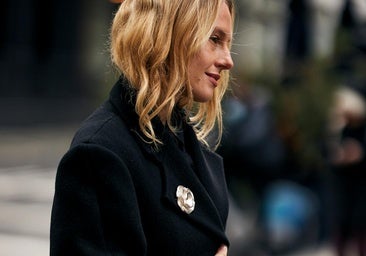 Los broches son el accesorio de moda.