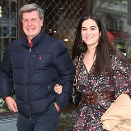 La verdad sobre la salud de Cayetano Martínez de Irujo: «Está casi recuperado y este mes se van de luna de miel a...»