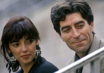 Así es Isabel Oliart, madre de las hijas de Joaquín Sabina: un padre ministro, la trágica muerte de sus hermanos y su finca familiar