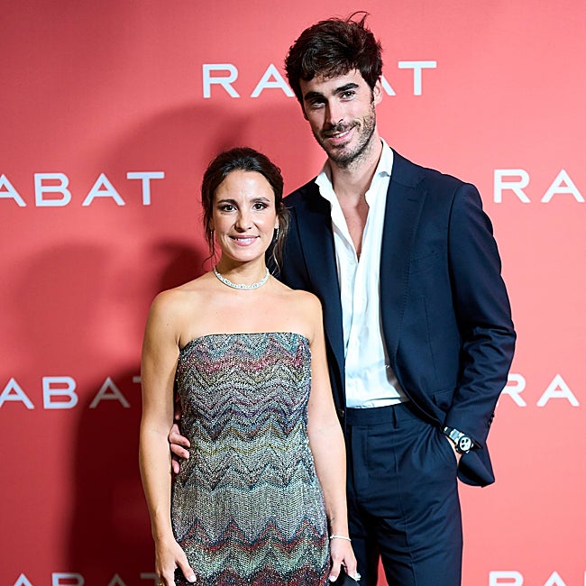 Marta Pombo junto a su marido, Luis Zamalloa.