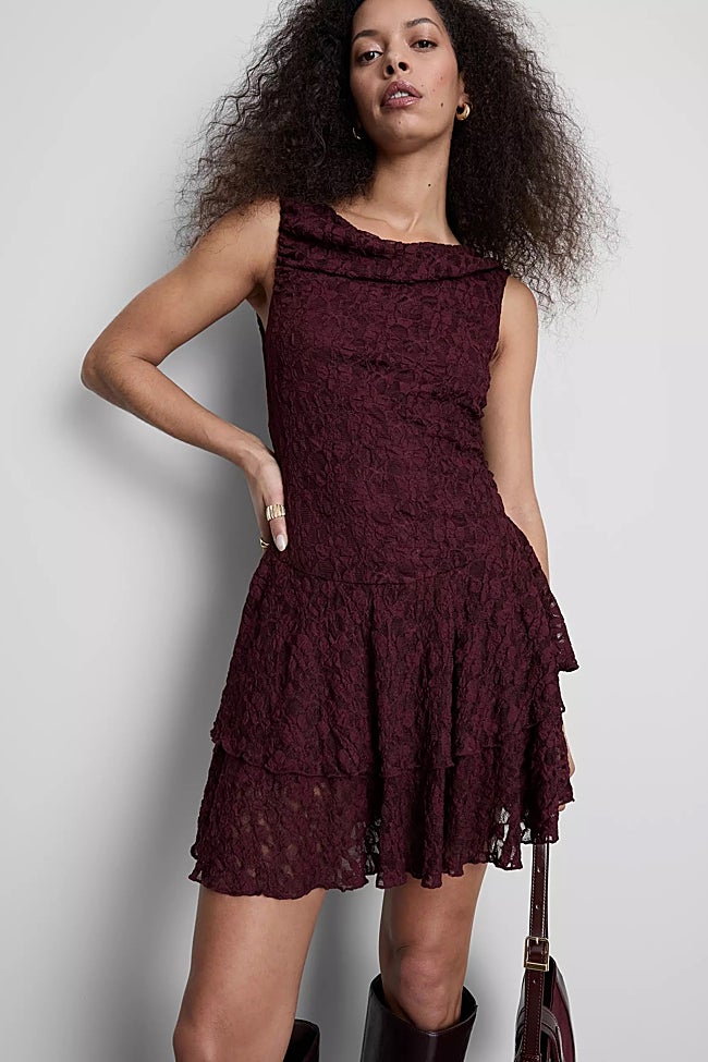 Vestido de encaje de Primark (18 euros)