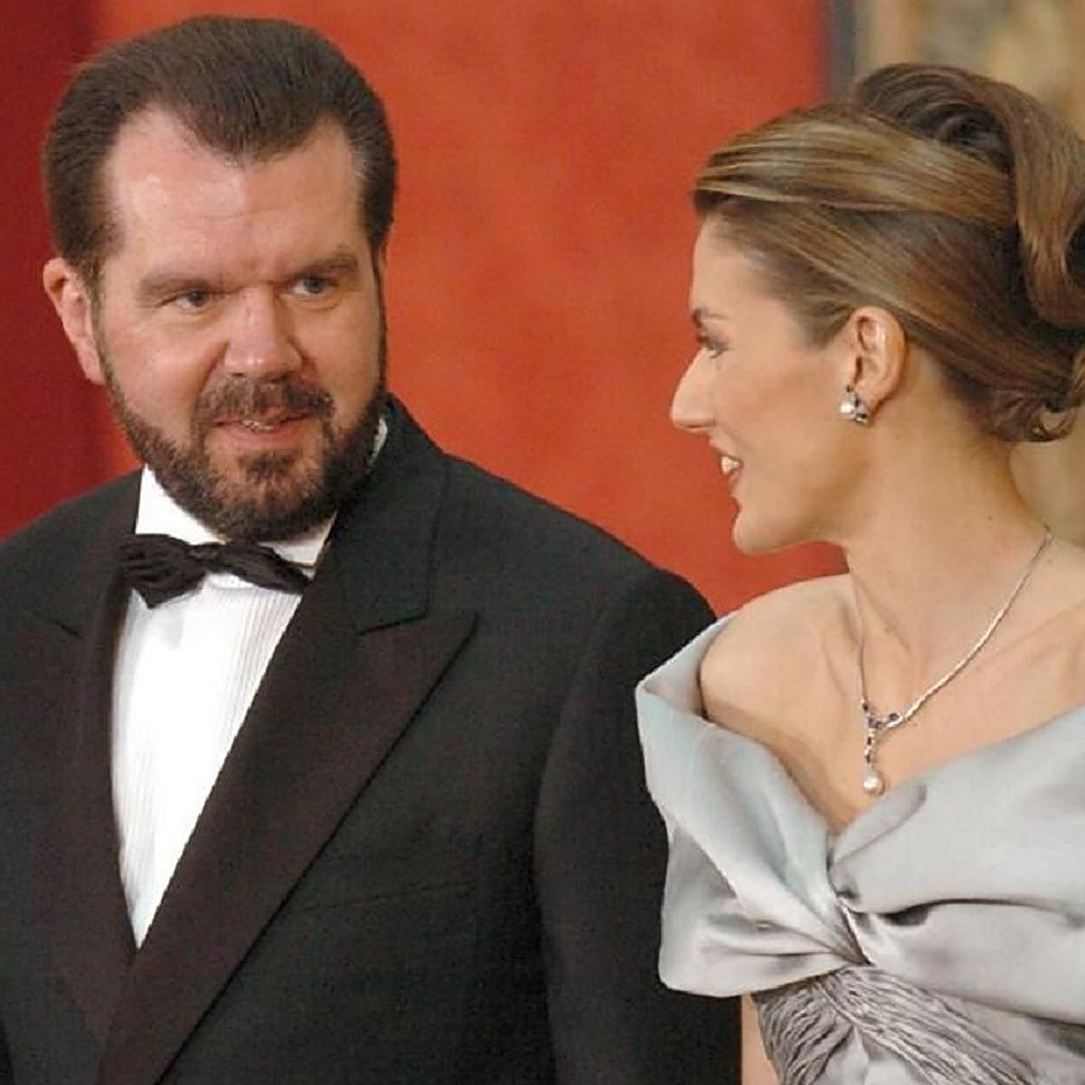 La reina Letizia ha heredado de su padre, Jesús Ortiz, la pasión por el periodismo.
