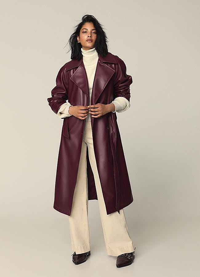 Imagen - Abrigo efecto piel color burdeos