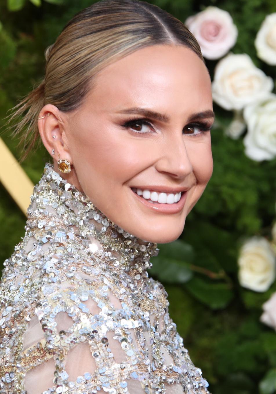 Adiós a las líneas de expresión: los mejores contornos de ojos para usar a los 50