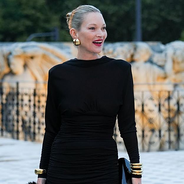 Este es el perfume floral que mi madre lleva usando años cuando quiere oler bien todo el día