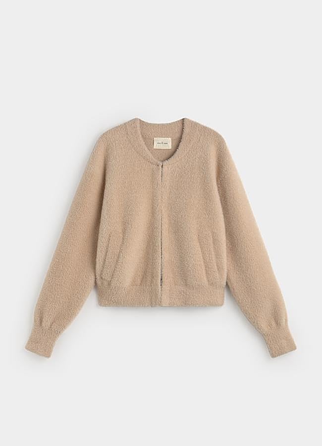 Imagen - Bomber efecto pelo en beige de eseOese.