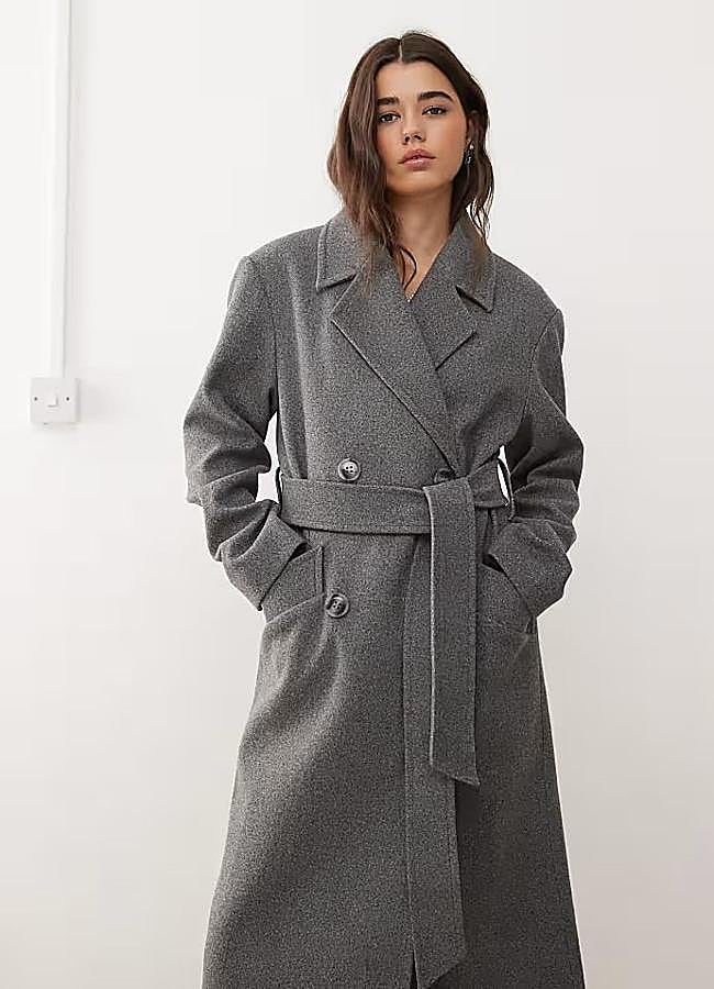 Imagen - Abrigo gris con cinturón