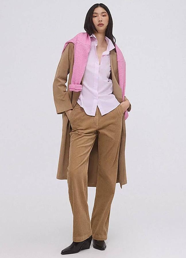 Imagen - Pantalón pana stove pipe full length (49€ en Cortefiel)/ PEDRO DEL HIERRO