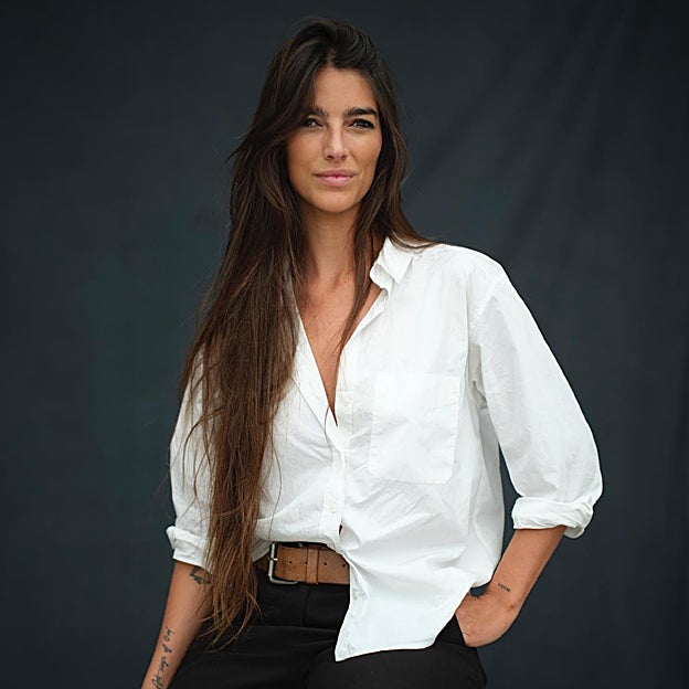 Este es el libro del que está hablando todo el mundo: por qué tienes que leer Madame Nadie, el debut de Mónica Pérez Sobrino