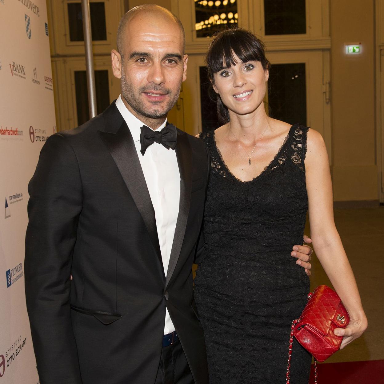 Pep Guardiola y Cristina Serra parecían una pareja feliz. 