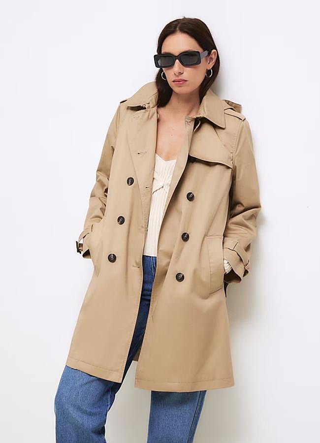 Imagen - Gabardina clásica con capucha