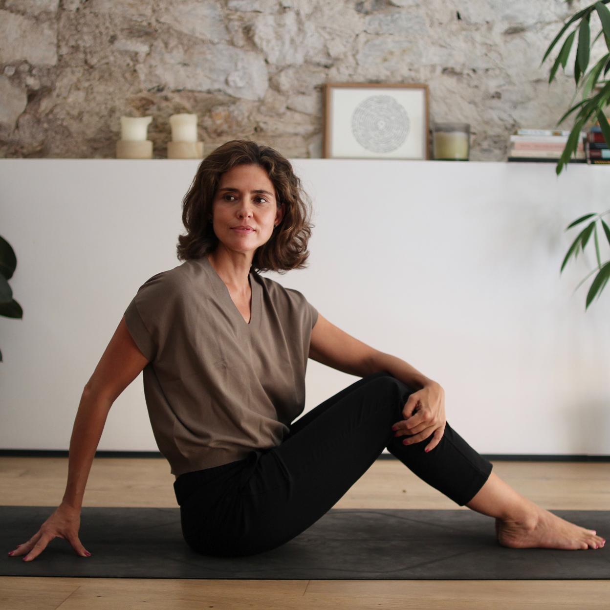 María Macaya es autora del libro Yoga sensible al trauma. / 