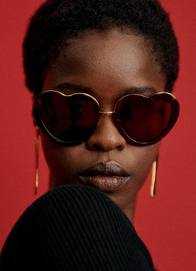 Imagen - Gafas con forma de corazón de Sézane.