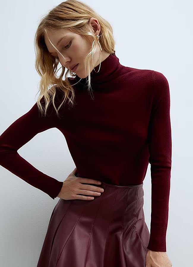 Imagen - Jersey de cuello cisne entallado burdeos