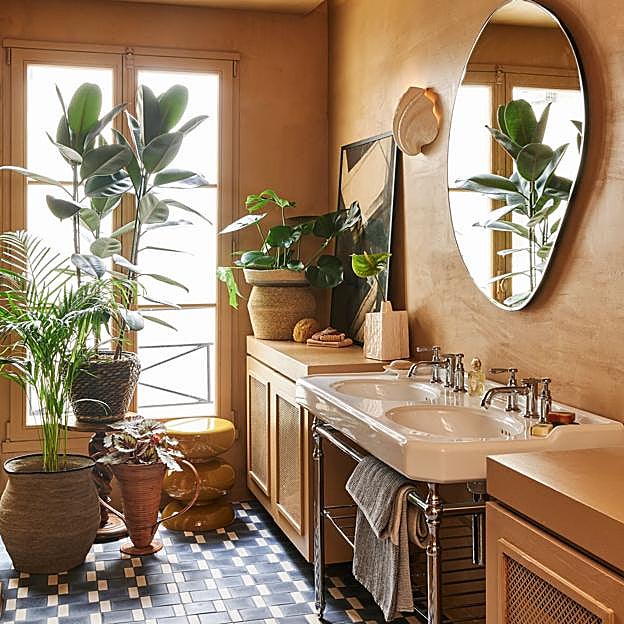 Diseño biofílico en el baño.