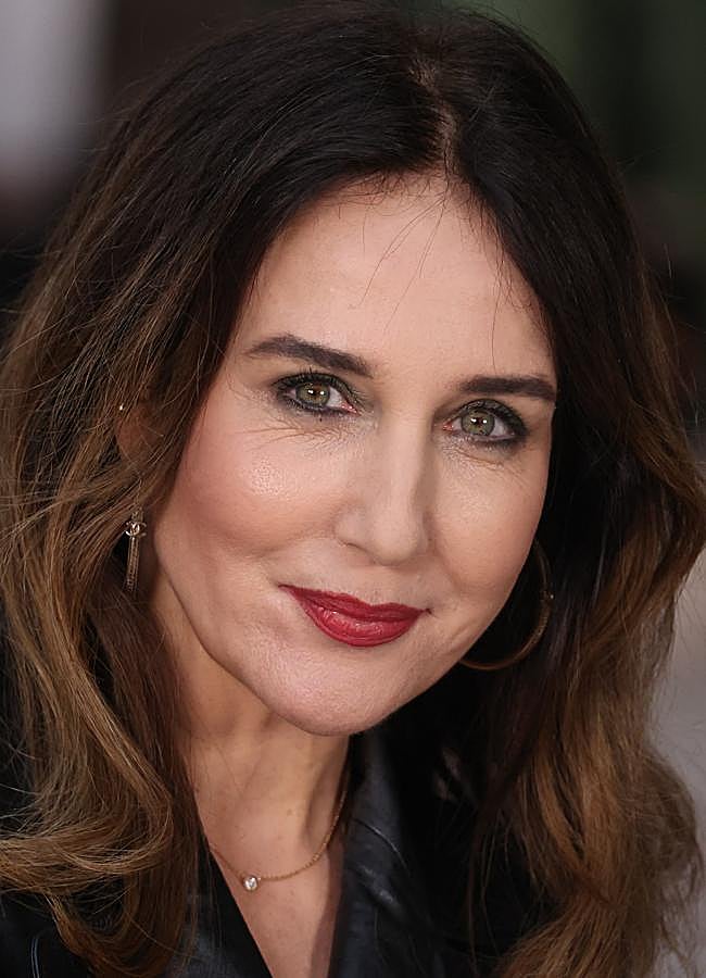 Imagen - Elsa Zylberstein con mechas caoba. Foto: Gtres.