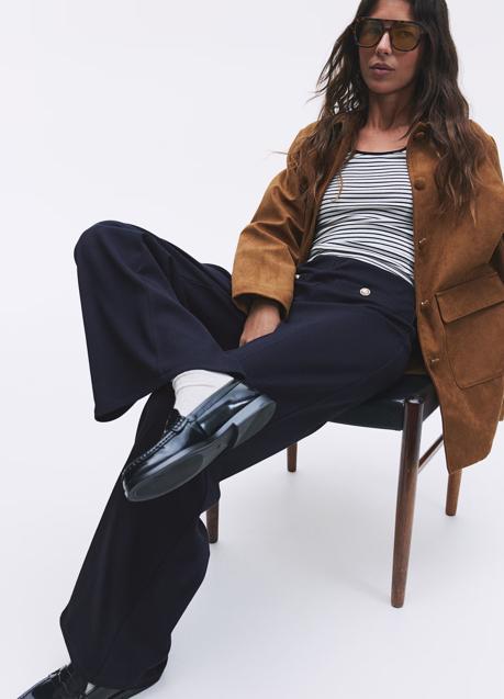 Imagen - Pantalón azul marino de H&M (22,99 euros)