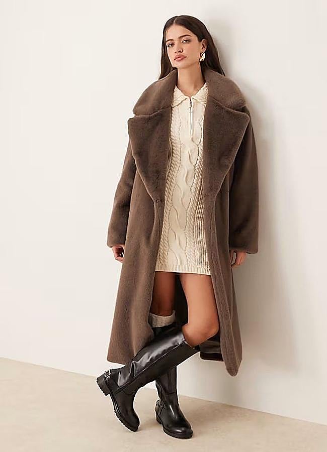 Imagen - Abrigo mocha mousse efecto pelo