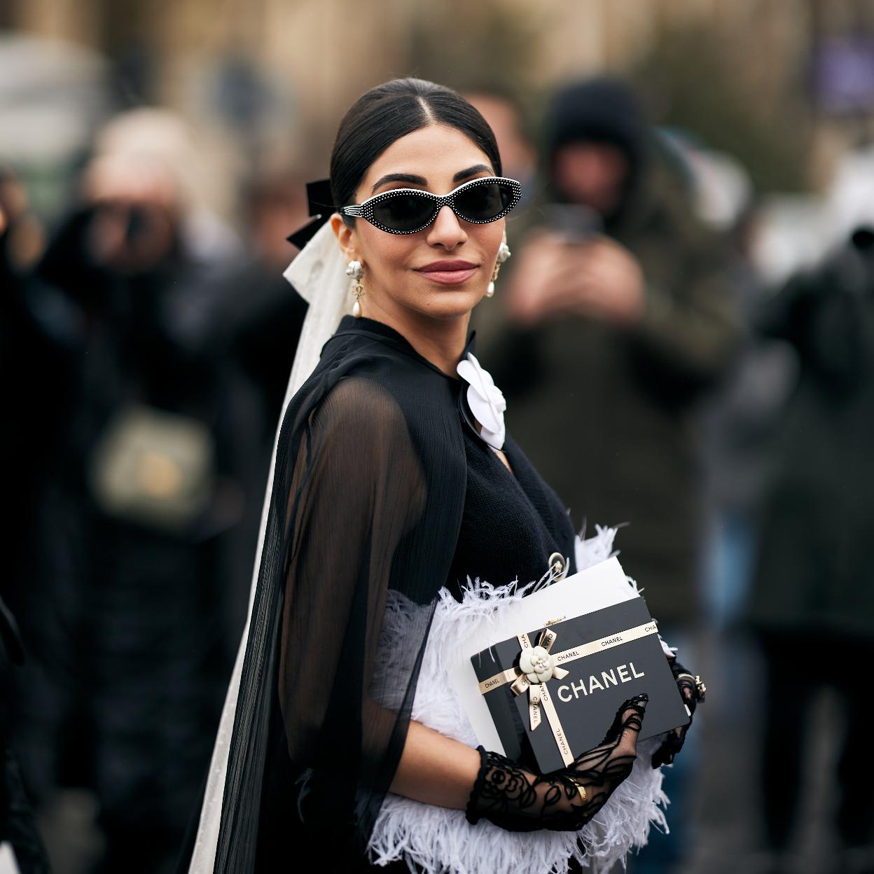 Las gafas de sol que puso de moda Julia Roberts triunfan en la Semana de la Moda de París