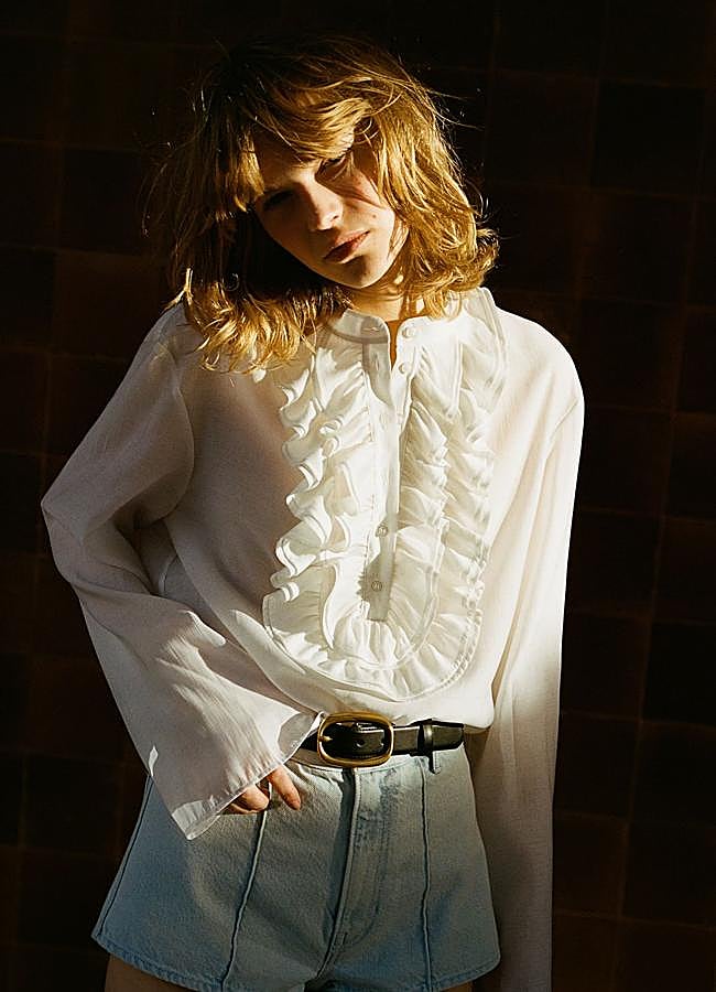 Imagen - Blusa blanca con volantes