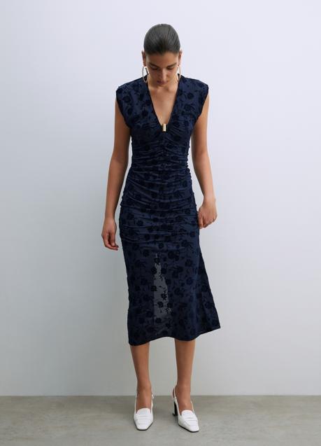 Imagen - Vestido azul marino de Sfera (35,99 euros)