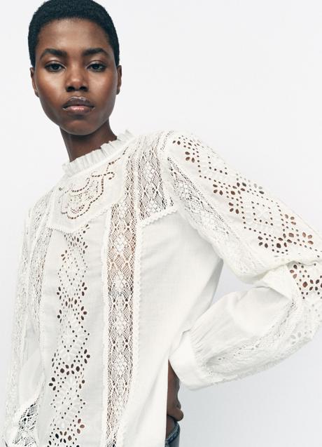 Imagen - Blusa con bordados de Zara (39,99 euros)